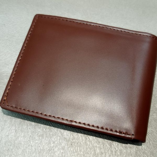 Men’s Genuine Leather Wallet | Stylish Bifold Purse With Clasp